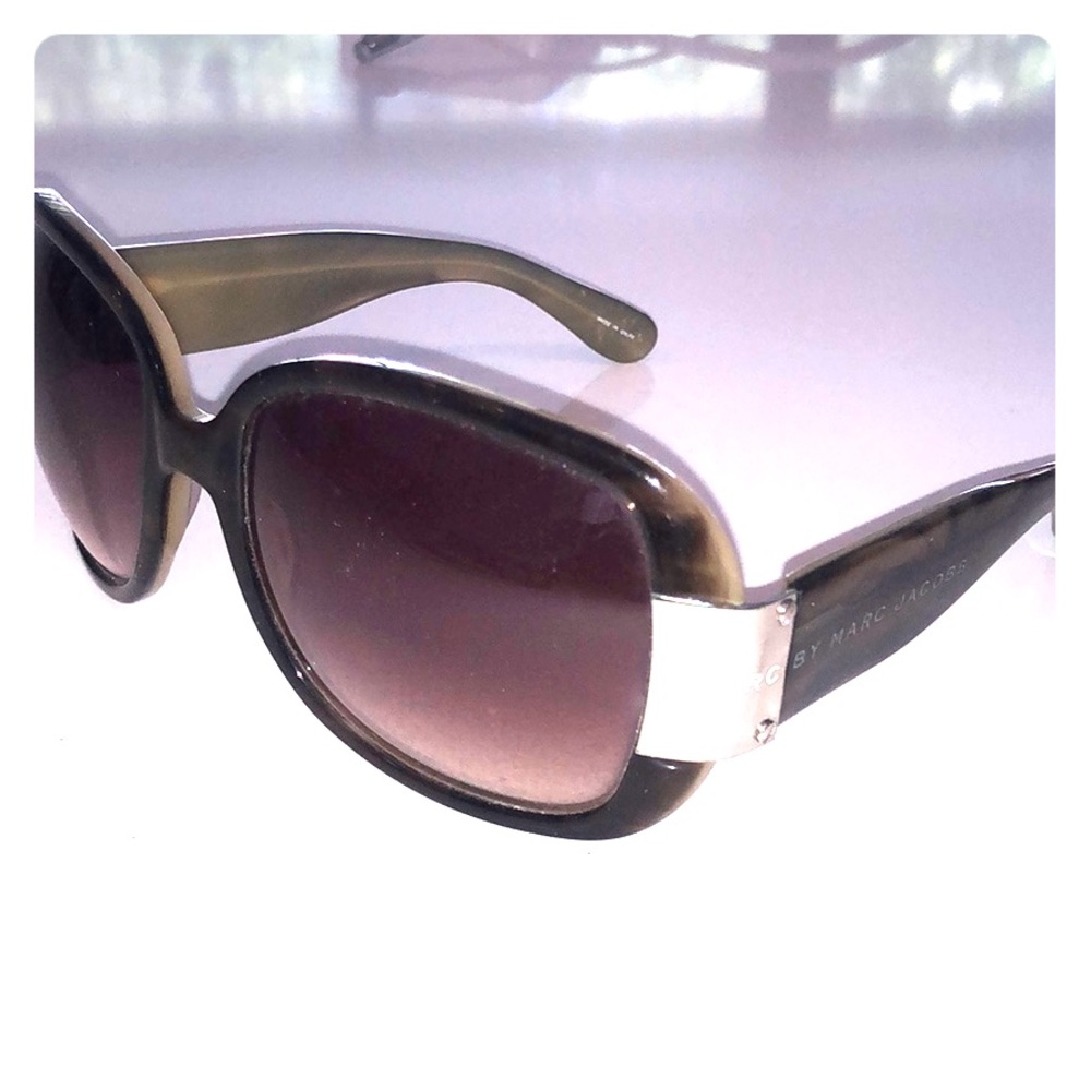 Marc Jacobs sunglasses